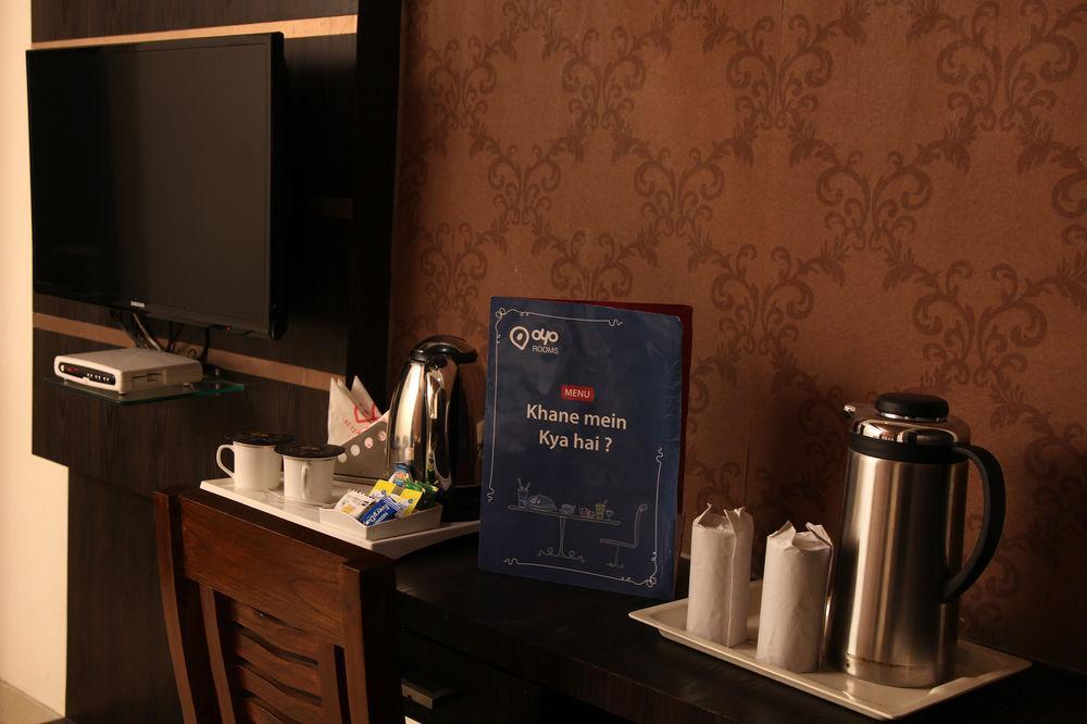 Oyo 905 Galaxy View Hotel Prayagraj Ngoại thất bức ảnh