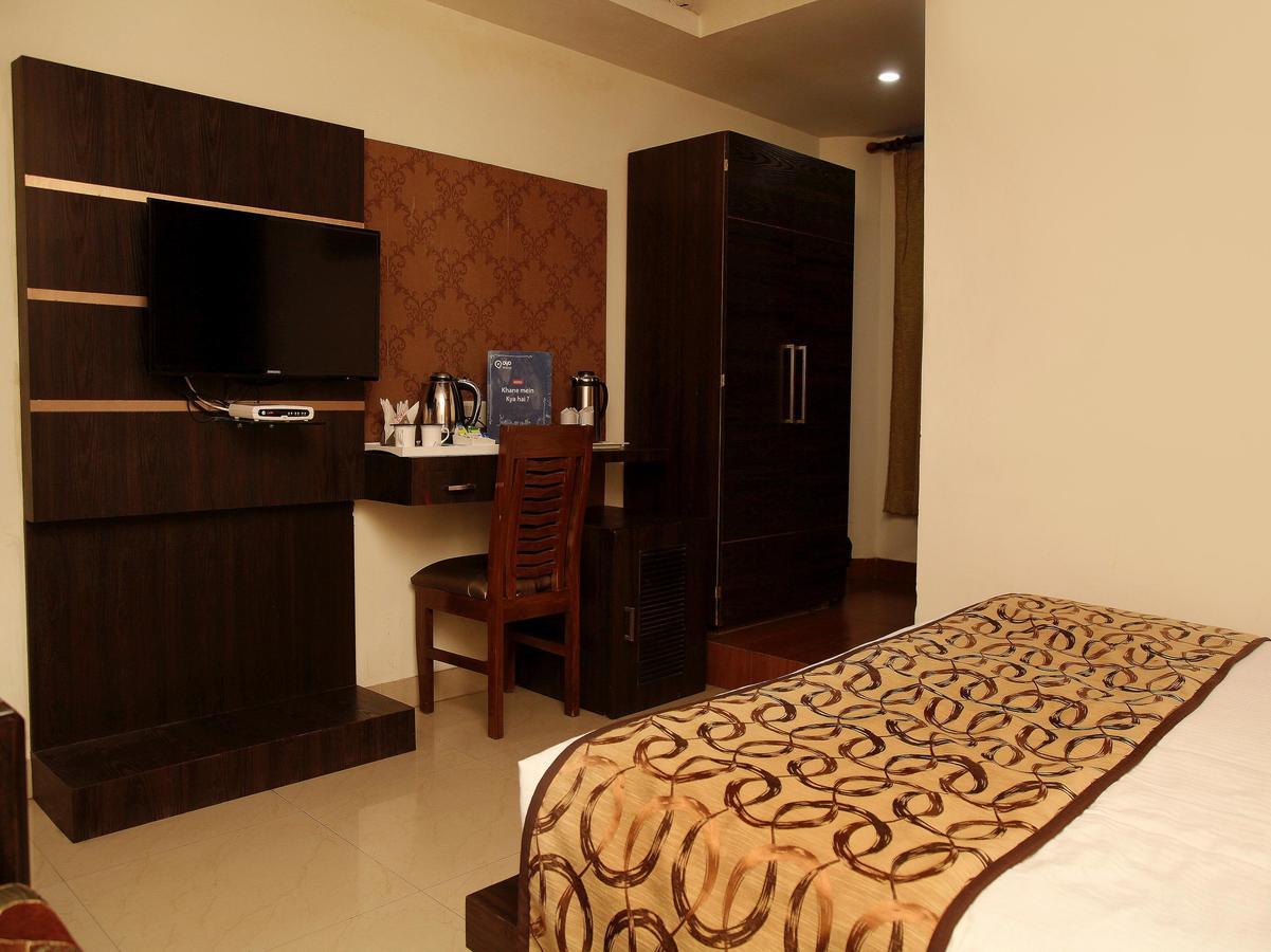 Oyo 905 Galaxy View Hotel Prayagraj Ngoại thất bức ảnh