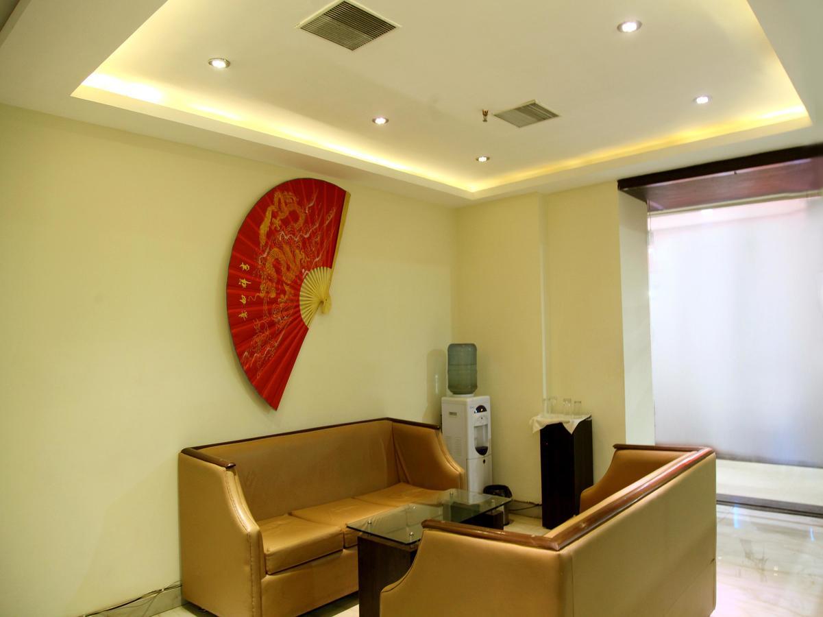 Oyo 905 Galaxy View Hotel Prayagraj Ngoại thất bức ảnh